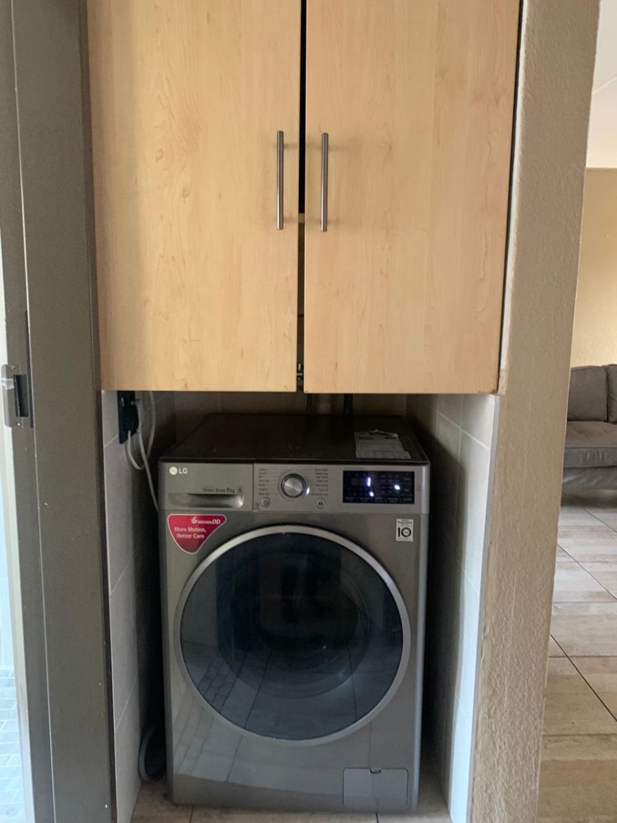 To Let 2 Bedroom Property for Rent in Vaalpark Free State